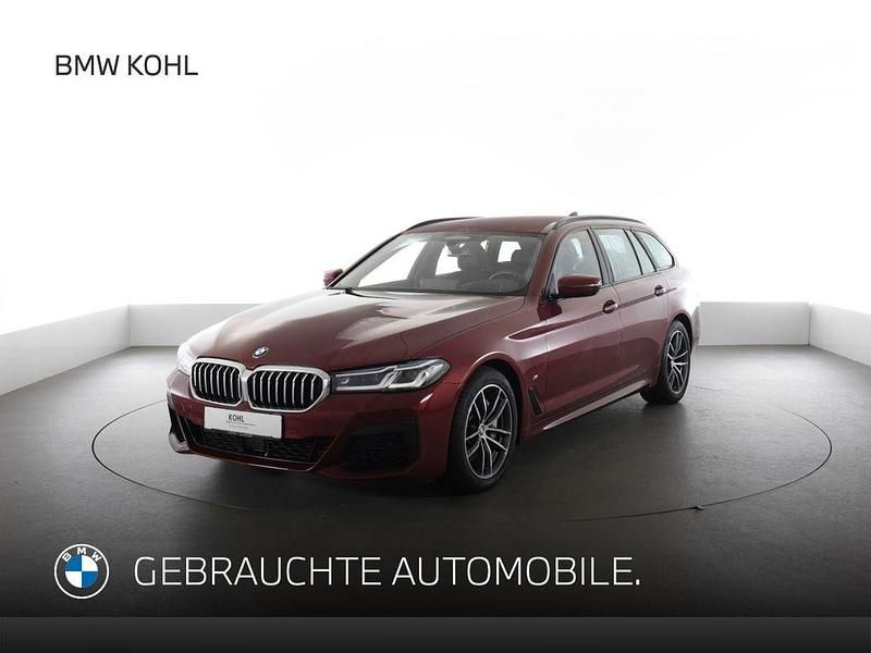 Rot Gebraucht 2022 BMW 530 M Sport Kombi | 46.960 € (Etwas zu teuer) - Bild 1/4