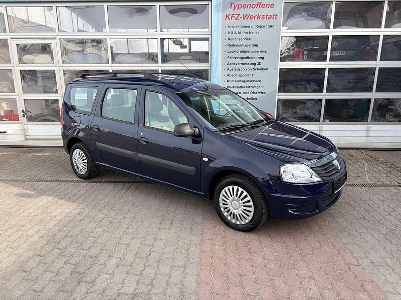 Gebraucht Dacia Logan 84 PS (61 kW) 2011 Blau Kombi