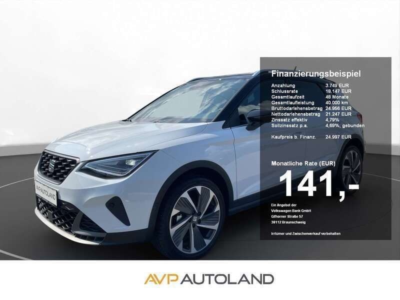 Nevada weiss metallic / midnig Neu 2025 Seat Arona FR SUV | 24.997 € (Fairer Preis) - Bild 1/4