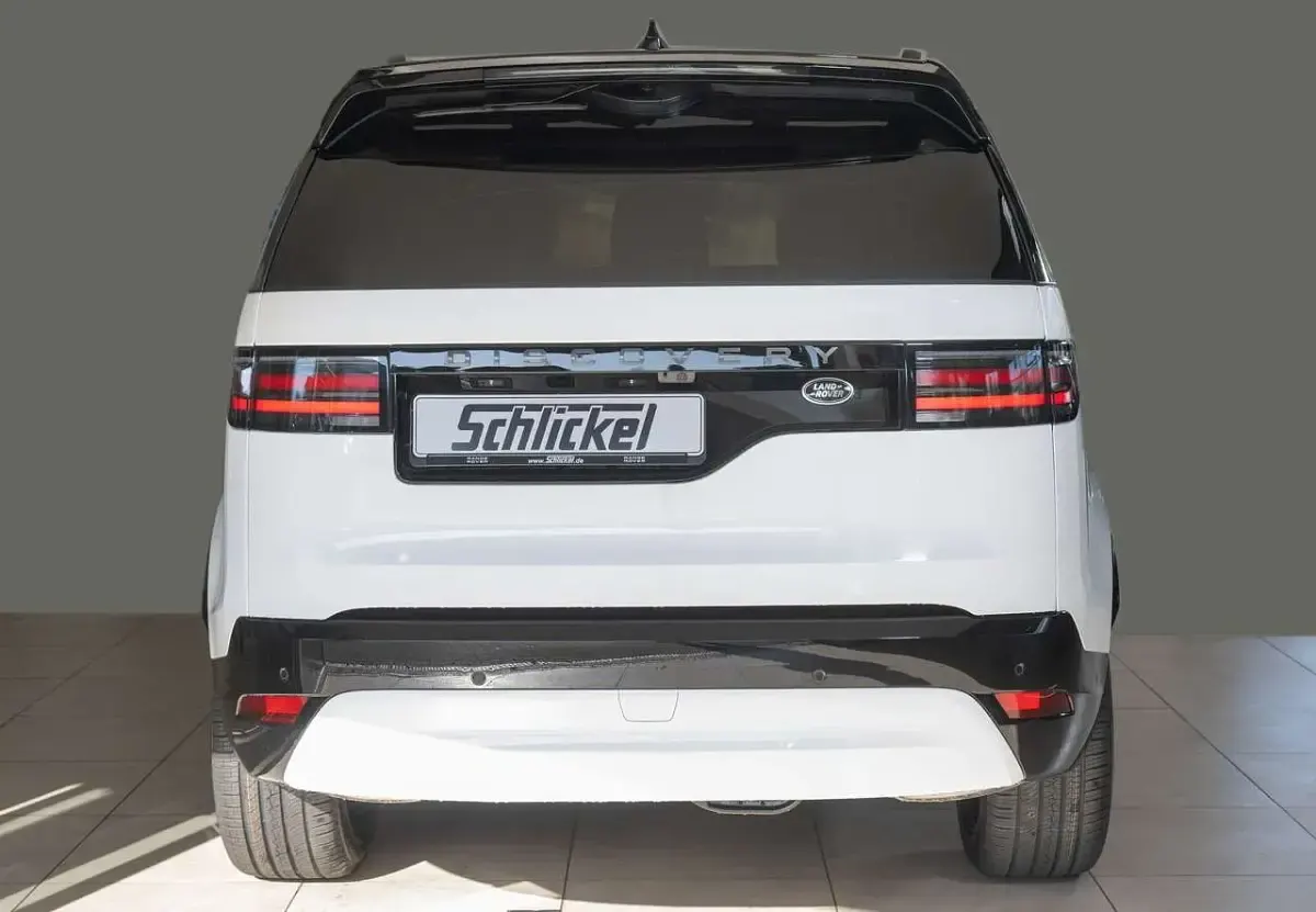Gebraucht Land Rover Discovery SE Dynamic 249 PS (183 kW) 2023 Fuji white SUV
