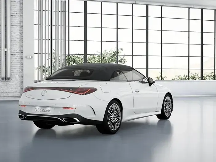 Gebraucht Mercedes CLE200 AMG 204 PS (150 kW) 2025 Polarweiss Cabrio