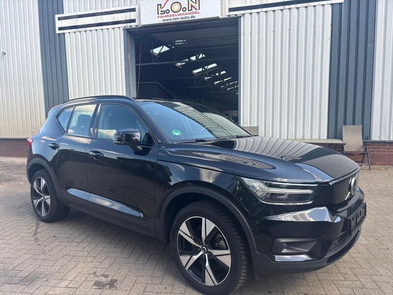 Schwarz Gebraucht 2020 Volvo XC40 R-Design SUV | 22.491 € (Fairer Preis) - Bild 1/4