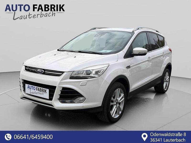 Gebraucht Ford Kuga Titanium 182 PS (133 kW) 2015 Weiß SUV