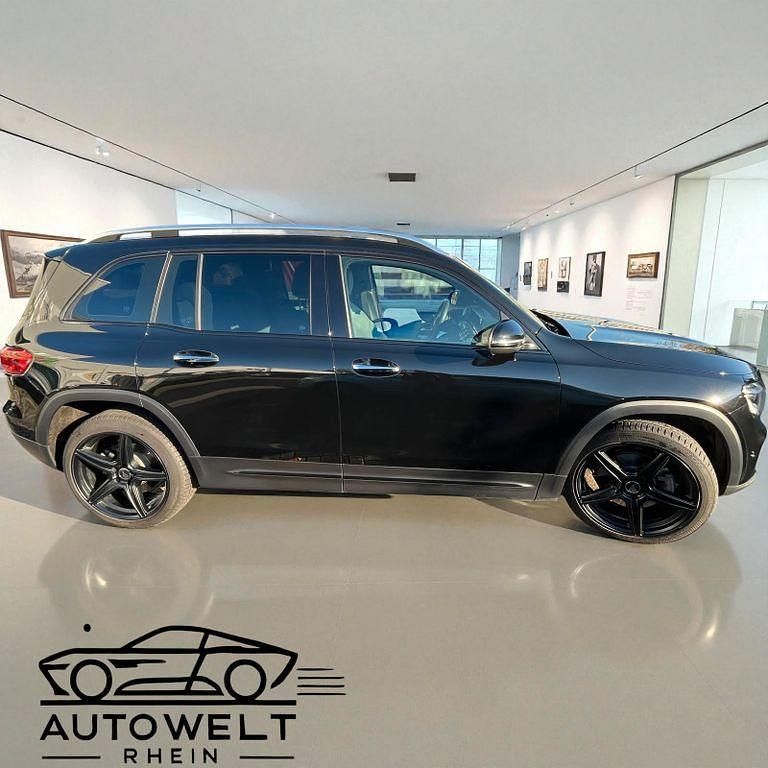 Gebraucht Mercedes GLB220 190 PS (139 kW) 2024 Schwarz SUV