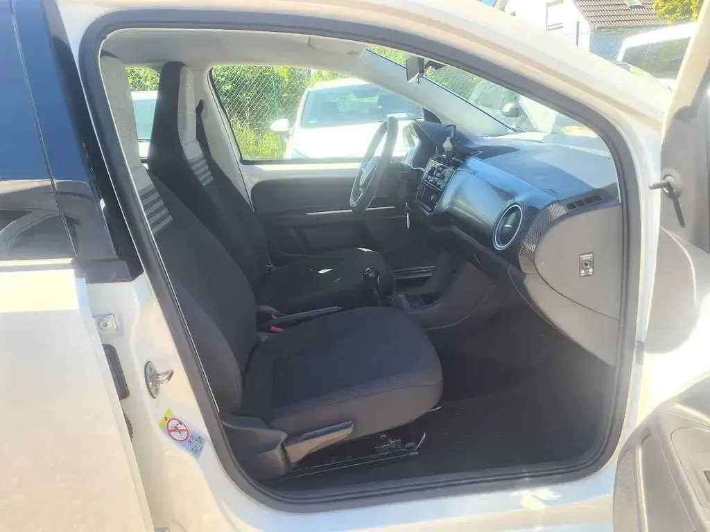 Usado VW up! 65 CV (47 kW) 2021 Blanco Utilitario