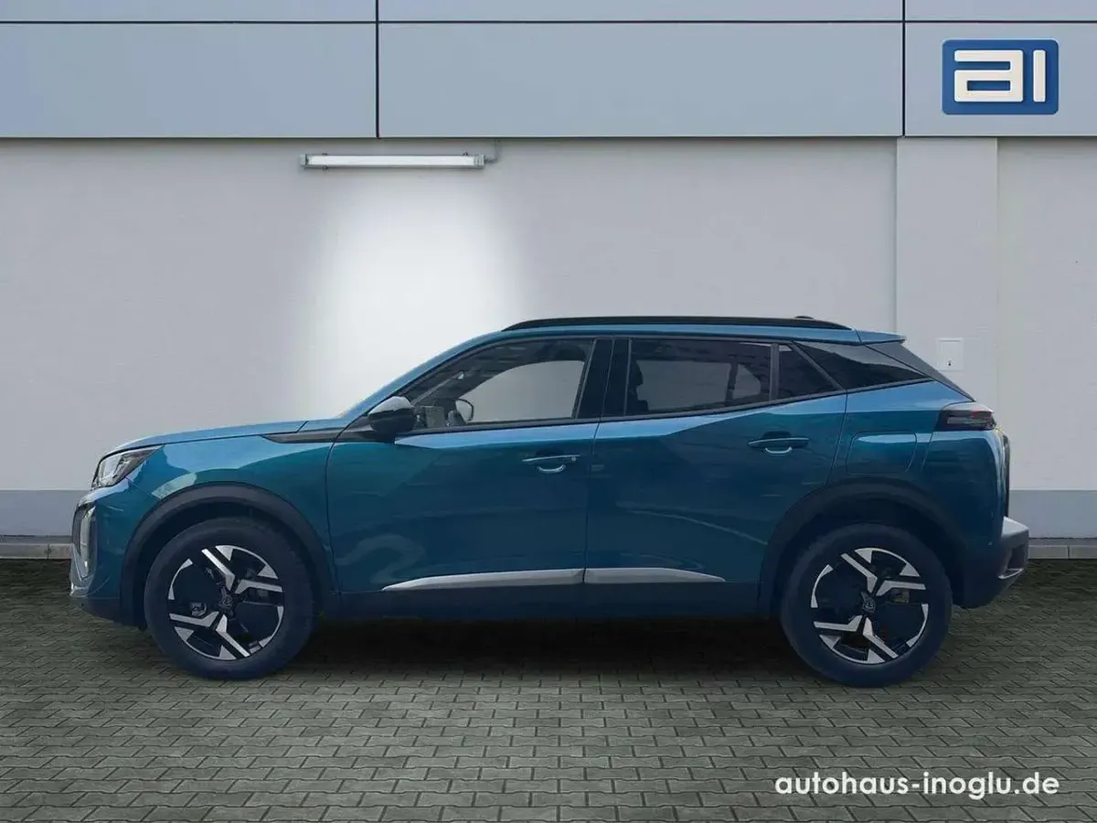 Gebraucht Peugeot 2008 Allure 136 PS (100 kW) 2025 Blau obsession SUV