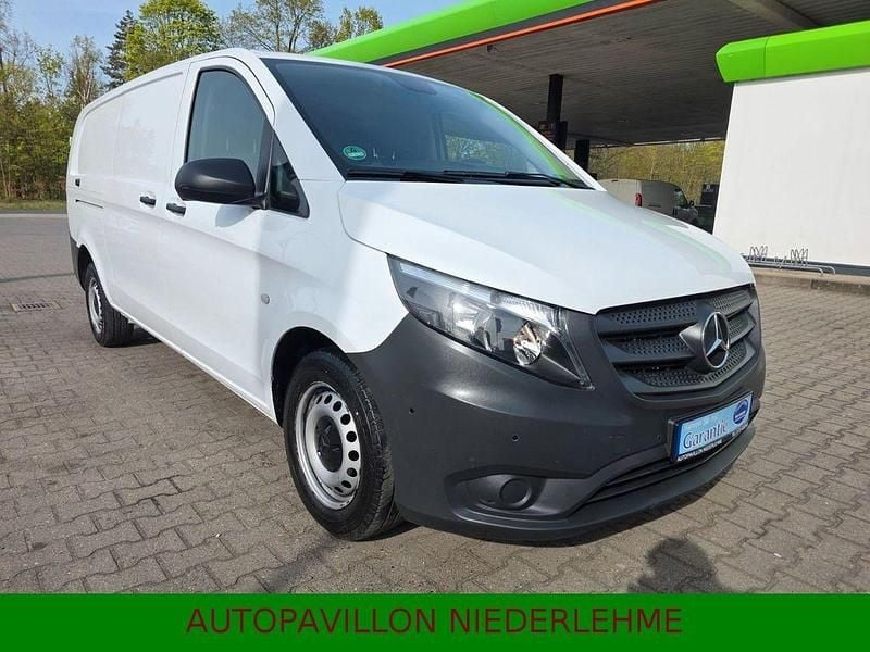 Second-hand Mercedes Vito 102 CP (75 kW) 2022 Alb Van