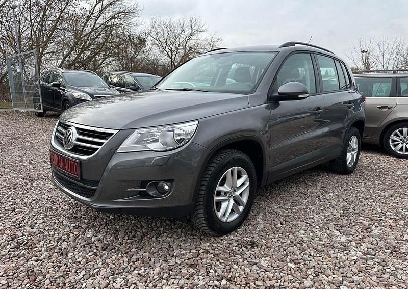 Gebraucht VW Tiguan Freestyle 140 PS (102 kW) 2011 Grau SUV