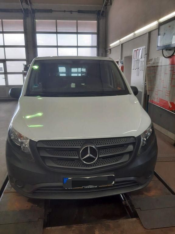 Gebraucht Mercedes Vito 136 PS (100 kW) 2016 Weiß Van