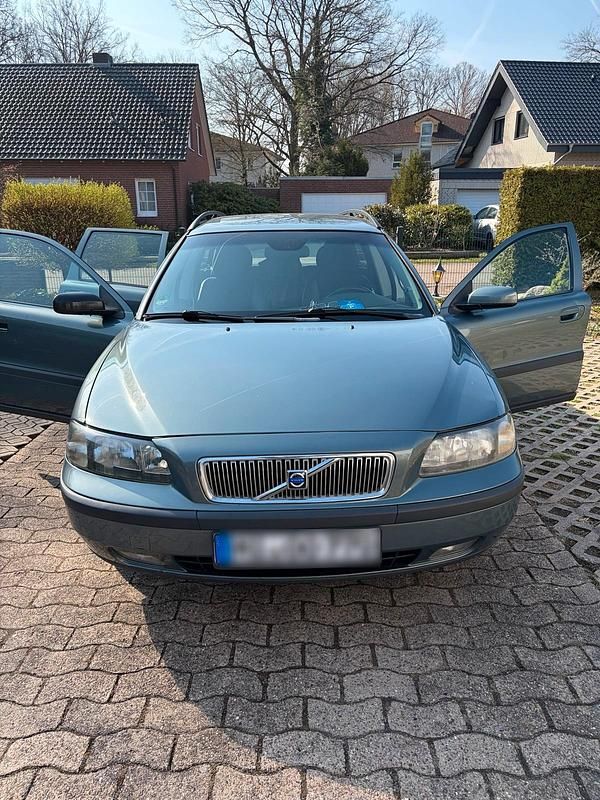 Gebraucht Volvo V70 140 PS (102 kW) 2004 Silber Kombi