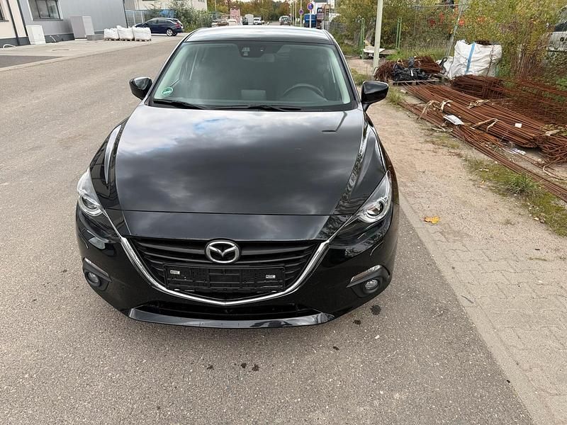 Schwarz Gebraucht 2017 Mazda 3 Limousine | 4.800 € (Superpreis) - Bild 1/4