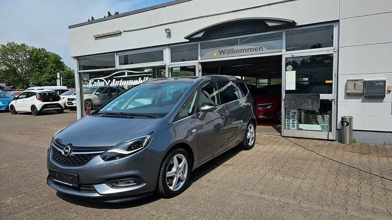 Grau Gebraucht 2018 Opel Zafira Innovation Van / Kleinbus | 15.990 € (Fairer Preis) - Bild 1/4