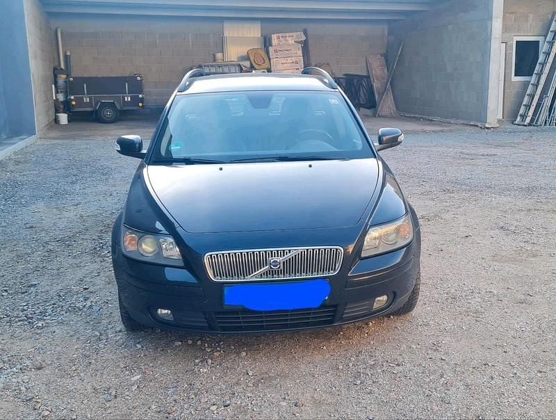 Schwarz Gebraucht 2006 Volvo V50 Kombi | 2.200 € (Guter Preis) - Bild 1/4