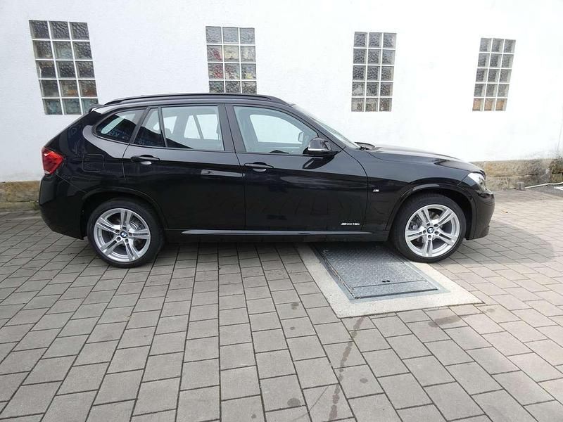 Gebraucht BMW X1 M Sport 150 PS (110 kW) 2015 Black sapphire metallic SUV