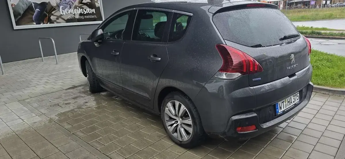 Second-hand Peugeot 3008 Active 120 CP (88 kW) 2015 Gri Break