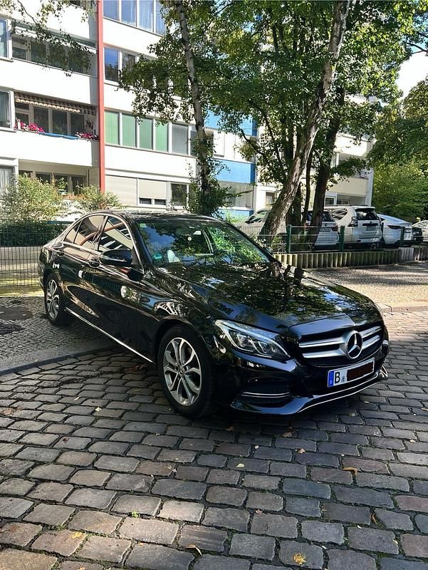 Gebraucht Mercedes C220 170 PS (125 kW) 2014 Schwarz Limousine