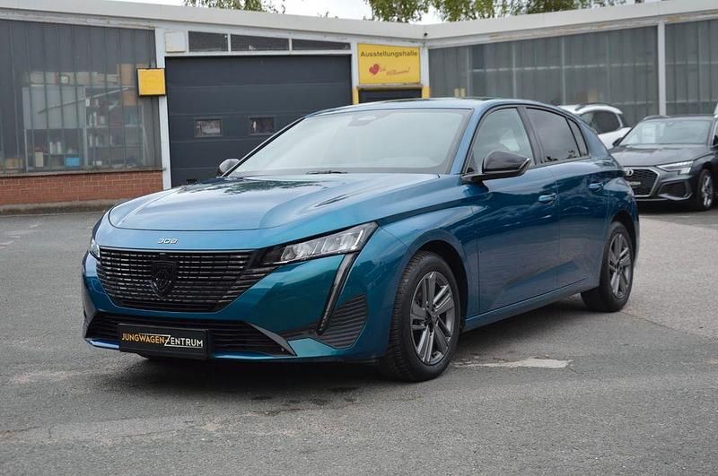 Blau Gebraucht 2024 Peugeot 308 Allure Limousine | 20.900 € (Superpreis) - Bild 1/4