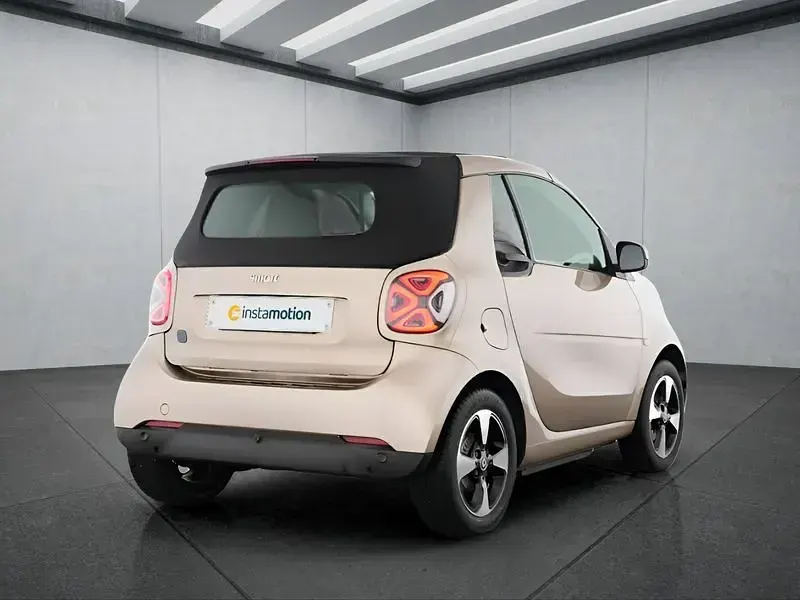 Gebraucht Smart ForTwo Electric Drive 60 kW (82 PS) 2024 Gold Cabrio