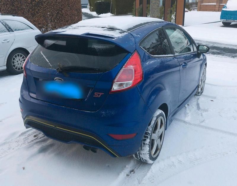 Gebraucht Ford Fiesta ST 182 PS (133 kW) 2013 Blau Kleinwagen