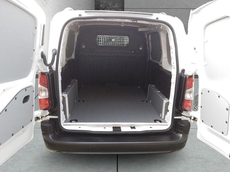 Gebraucht Opel Combo Edition 102 PS (75 kW) 2022 Weiss Van / Kleinbus