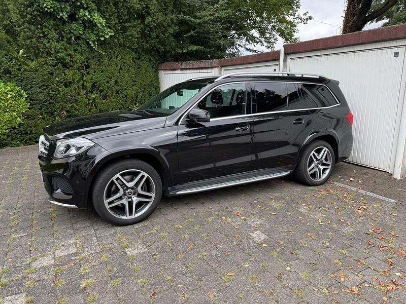 Gebraucht Mercedes GLS350 AMG line 258 PS (189 kW) 2019 Schwarz SUV