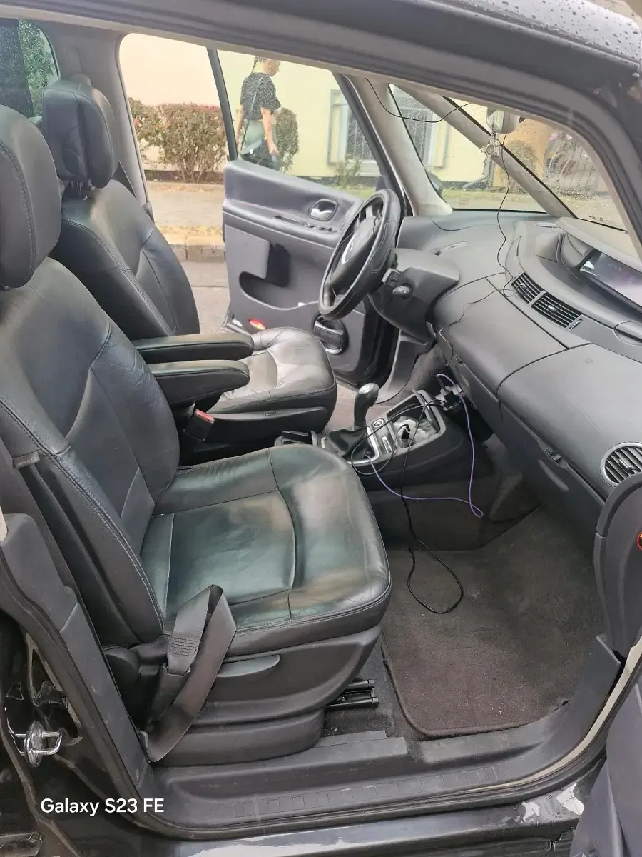 Gebraucht Renault Espace 172 PS (126 kW) 2011 Schwarz Van / Kleinbus