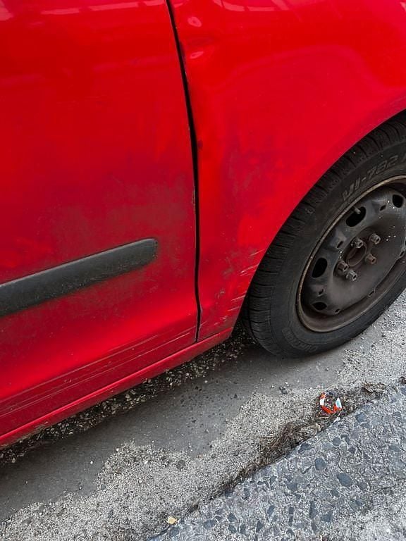 Gebraucht VW Polo 64 PS (47 kW) 2006 Rot Kleinwagen