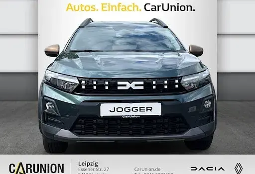 Neu Dacia Jogger Extreme 158 PS (116 kW) 2026 Grün Van / Kleinbus