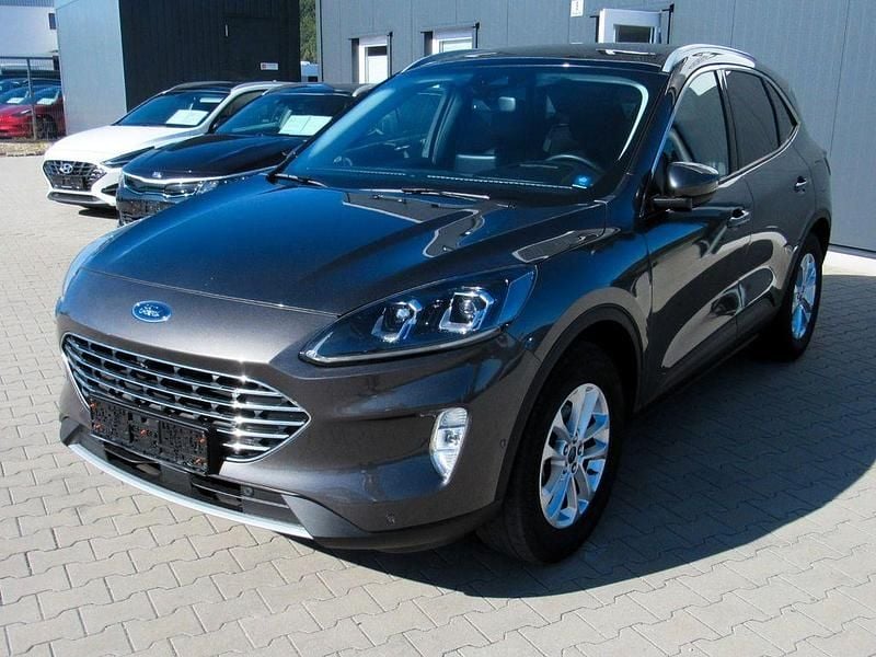 Grau Gebraucht 2022 Ford Kuga Titanium SUV | 23.450 € (Fairer Preis) - Bild 1/4