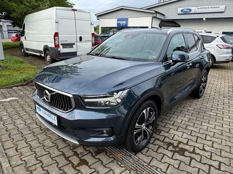 Blau Gebraucht 2021 Volvo XC40 Inscription SUV | 26.990 € (Superpreis) - Bild 1/4