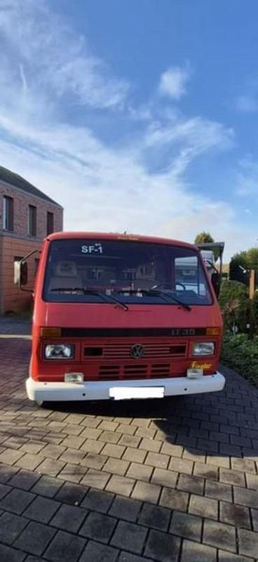 Gebraucht VW LT Basis 90 PS (66 kW) 1997 Rot Limousine