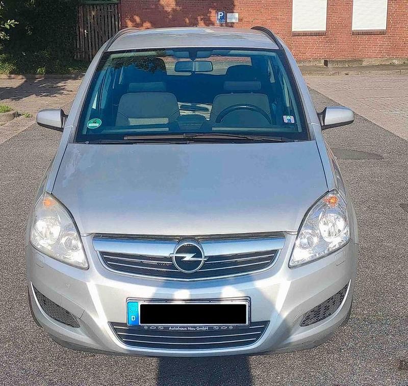 Silber Gebraucht 2009 Opel Zafira Edition Van / Kleinbus | 1.400 € (Guter Preis) - Bild 1/2