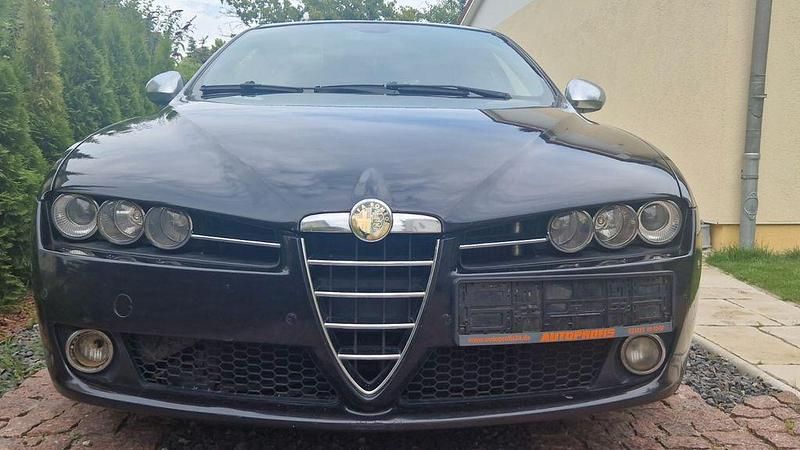 Schwarz Gebraucht 2007 Alfa Romeo 159 Ti Limousine | 1.549 € - Bild 1/4