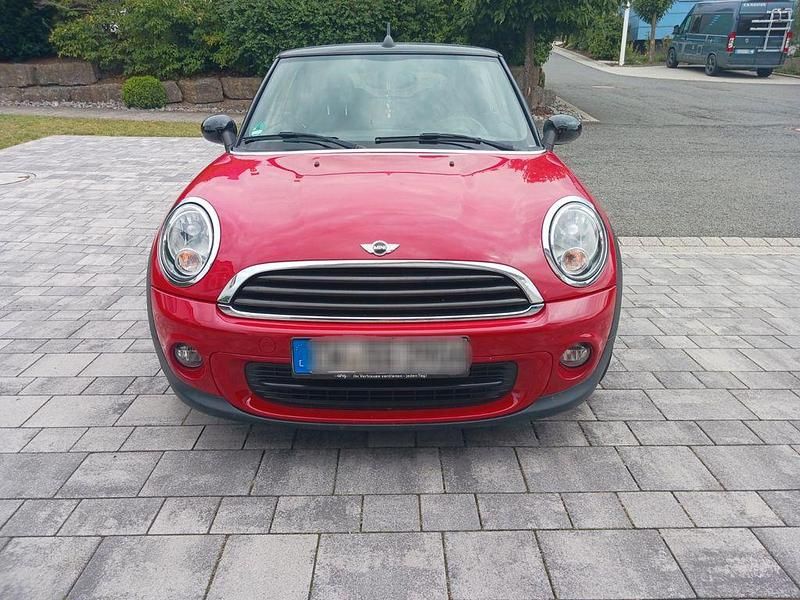 Gebraucht Mini One Cabriolet Chili 98 PS (72 kW) 2012 Rot Cabrio