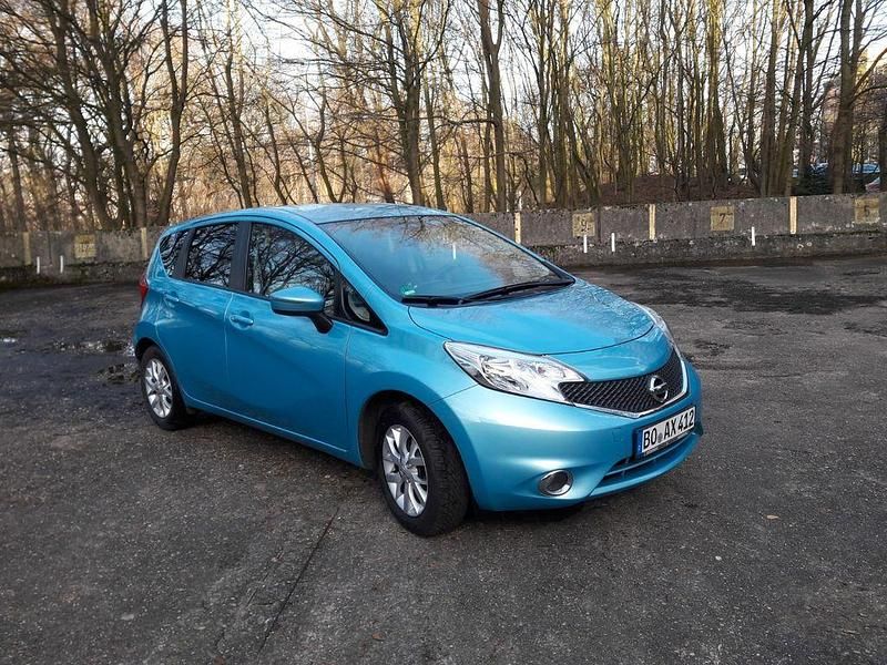 Blau Gebraucht 2014 Nissan Note Tekna Limousine | 5.300 € (Fairer Preis) - Bild 1/4