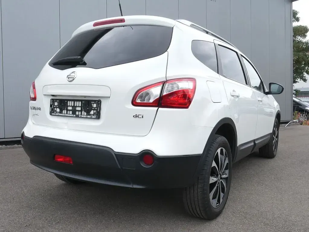 Gebraucht Nissan Qashqai +2 I-Way 150 PS (110 kW) 2011 Weiß SUV