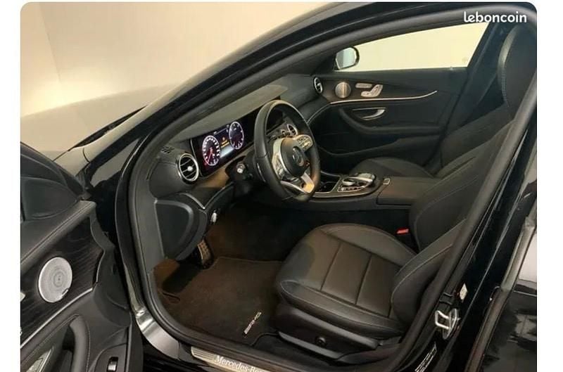 Schwarz Gebraucht 2019 Mercedes E220 Limousine | 21.000 € (Superpreis) - Bild 1/4