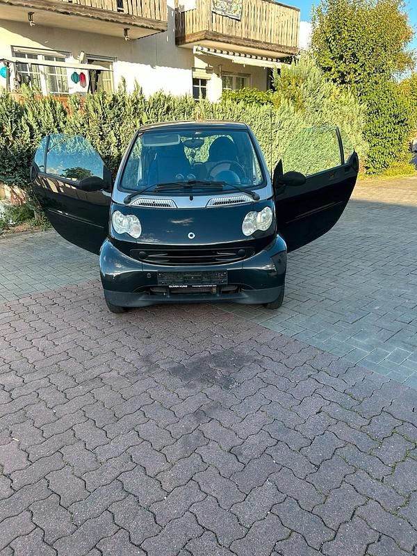 Schwarz Gebraucht 2000 Smart ForTwo Coupé Kleinwagen | 1.300 € (Teuer) - Bild 1/4