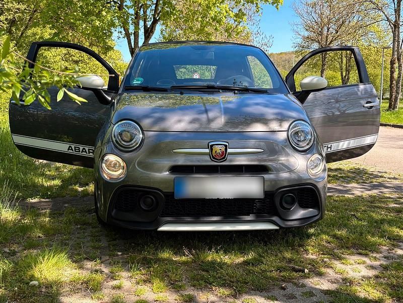 Usata Abarth 595C 145 CV (106 kW) 2018 Grigio Cabrio