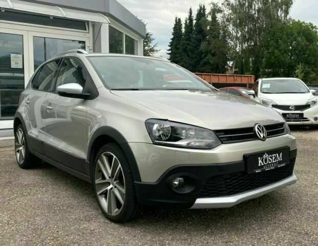 vw polo cross 2011