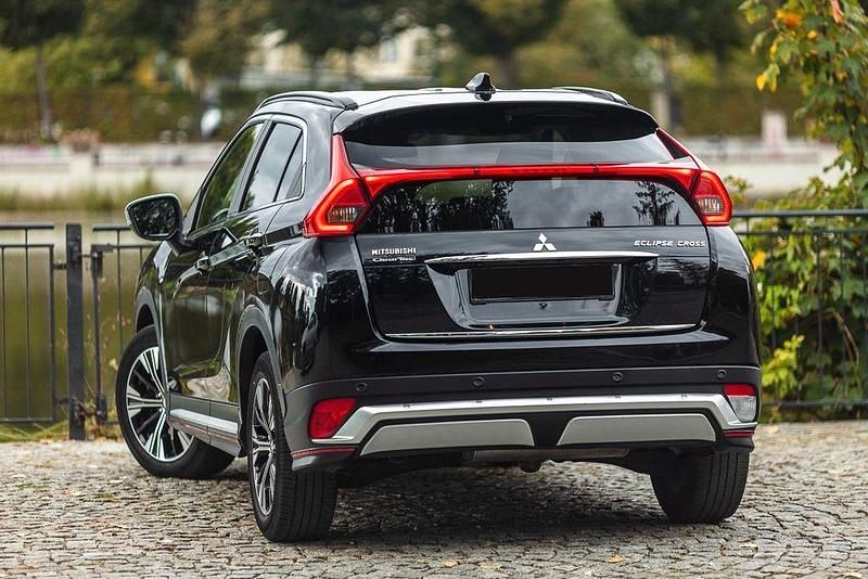 Gebraucht Mitsubishi Eclipse Cross Edition 163 PS (119 kW) 2018 Schwarz SUV