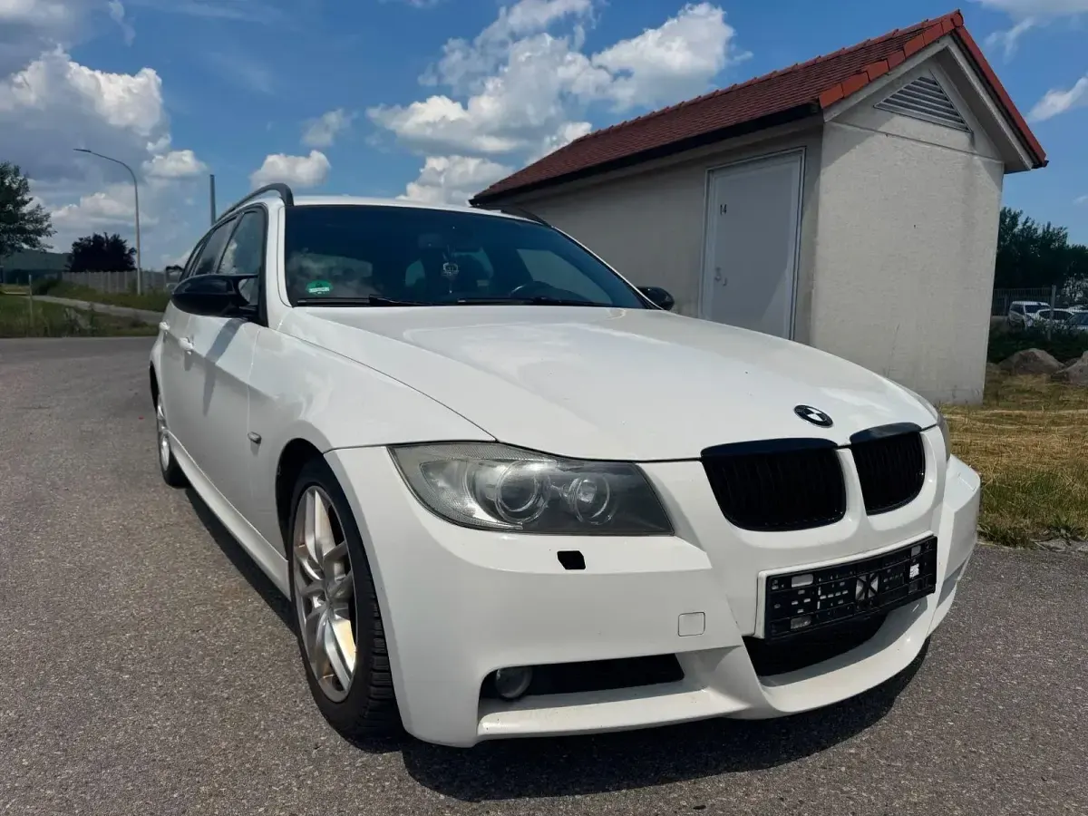Gebraucht BMW 318 M Sport 143 PS (105 kW) 2008 Weiß Kombi