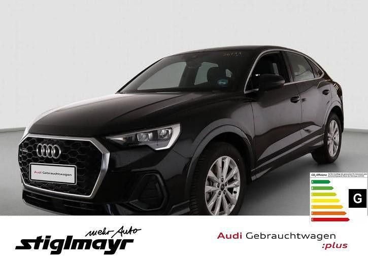 Mythosschwarz metallic Gebraucht 2025 Audi Q3 Sportback Ambiente SUV | 41.780 € (Superpreis) - Bild 1/4