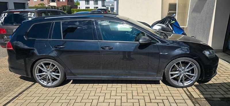 Gebraucht VW Golf VII R 300 PS (220 kW) 2016 Schwarz Kombi