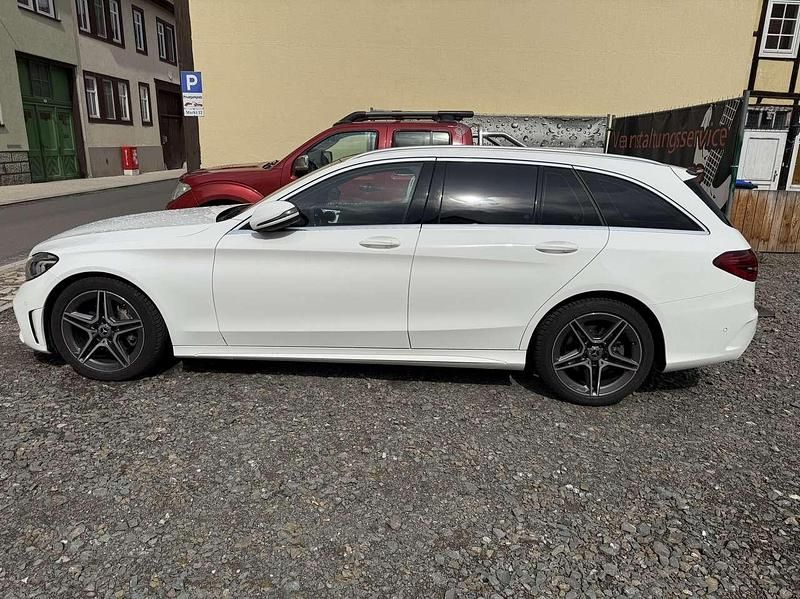 Gebraucht Mercedes C200 AMG 184 PS (135 kW) 2020 Weiß Kombi