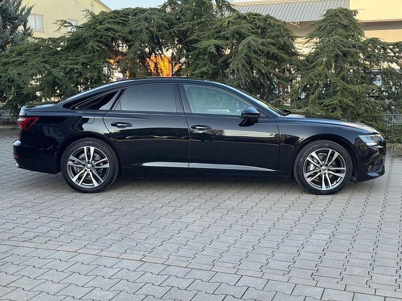 Gebraucht Audi A6 Ambiente 204 PS (150 kW) 2021 Schwarz Limousine