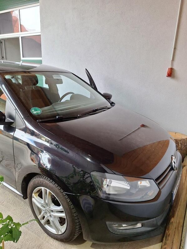 Schwarz Gebraucht 2010 VW Polo Comfortline Kleinwagen | 3.500 € (Guter Preis) - Bild 1/4