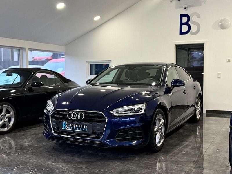 Gebraucht Audi A5 Sportback Sport 170 PS (125 kW) 2019 Blau Kleinwagen