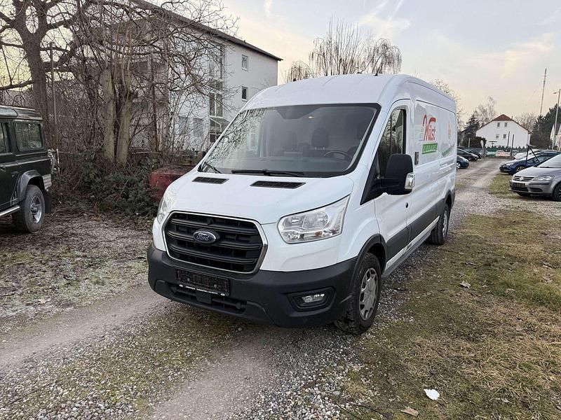 Gebraucht Ford Transit Trend 131 PS (96 kW) 2021 Weiß Van / Kleinbus