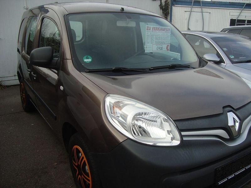 Gebraucht Renault Kangoo 75 PS (55 kW) 2015 Braun Limousine